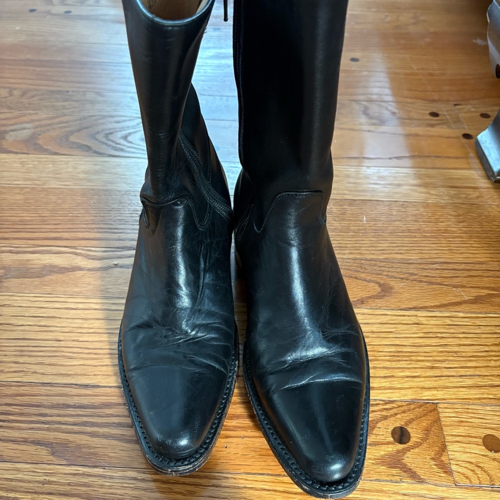 Women's Frye BOOTS Leather 77040 Mid-Calf Boots Size: 6B
Black